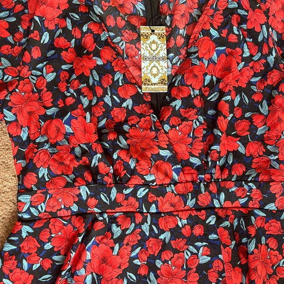 New Ruffle Romper - Picture 3 of 3